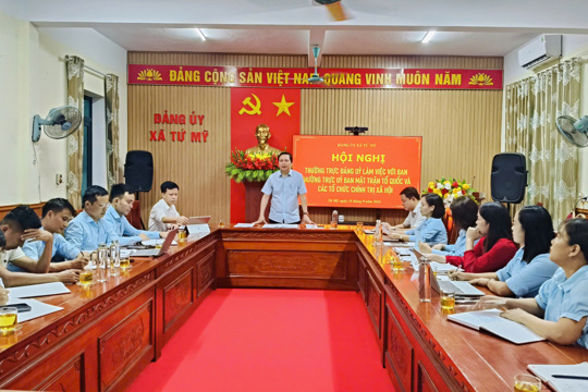 Thường trực Đảng ủy xã Tứ Mỹ làm việc với MTTQ và các tổ chức chính trị - xã hội