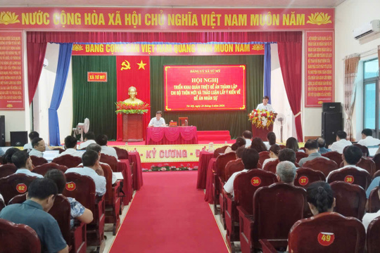 Đảng uỷ xã Tứ Mỹ triển khai quán triệt Đề án thành lập chi bộ thôn mới và thảo luận đề án nhân sự 