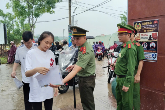 285 thí sinh tại điểm thi Trường THPT Lê Hữu Trác bước vào kỳ thi tốt nghiệp THPT năm 2026
