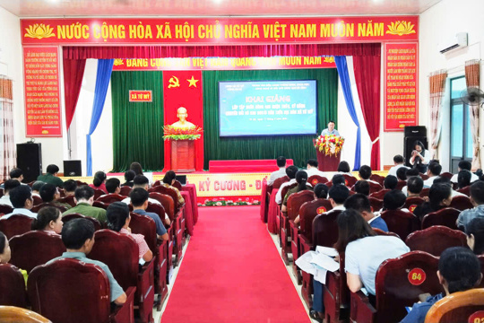 Tứ Mỹ nâng cao kỹ năng chuyển đổi số cho người dân 