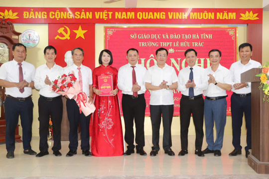Công bố quyết định thành lập Trường THPT Lê Hữu Trác và bổ nhiệm cán bộ quản lý