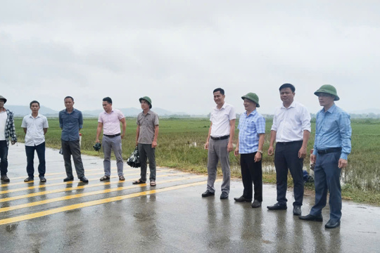 Tứ Mỹ bàn giao hơn 1km mặt bằng thi công tuyến đường Sơn Tân 