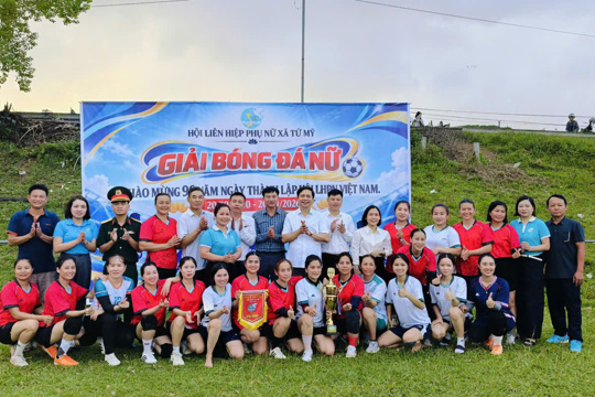Thôn Đại Châu giành Cúp vô địch Giải bóng đá nữ xã Tứ Mỹ năm 2026